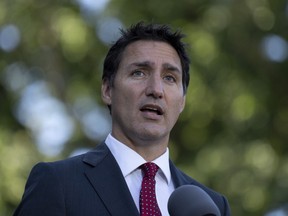 Premierminister Justin Trudeau antwortet auf eine Frage nach einer Kabinettsumbildung in der Rideau Hall am Mittwoch, den 31. August 2022 in Ottawa.