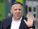 Le chef de la Coalition Avenir Québec, François Legault, a été accusé de chercher à provoquer une bagarre avec Ottawa comme excuse pour tenir un référendum.