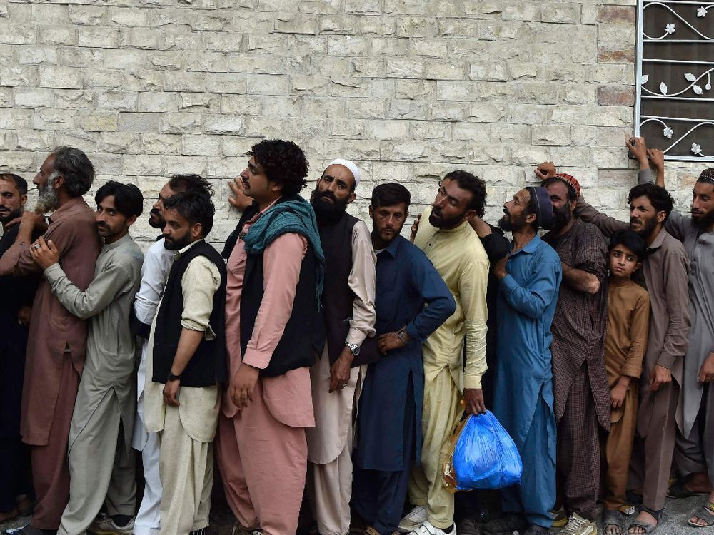 Pakistan's Hope As Lake Fills: Flood Villages To Save A City | National ...