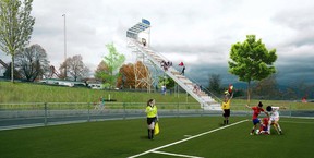 Dies mag entweder wie eine Treppe ins Nirgendwo oder wie eine unglaublich ineffiziente Tribüne aussehen, aber die Antwort ist, dass es beides ist.  Home + Away, das gerade im Hastings Park in Vancouver mit dem Bau begonnen hat, ist ein 450.000-Dollar-Kunstwerk im öffentlichen Raum, das einem winzigen Stück der Tribüne des Empire-Stadions ähneln soll, die einst auf dem Gelände stand.