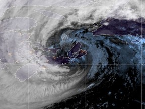 Hurrikan Fiona landet zwischen Canso und Guysborough, Nova Scotia, Kanada, in einem zusammengesetzten Bild des Goes-East-Wettersatelliten der National Oceanic and Atmospheric Administration (NOAA).