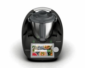 Thermomix TM6 Noir Limited-Edition, $2099, Thermomix.ca