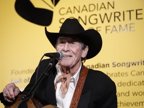 Country music singer Ian Tyson performs while being inducted into the Canadian Songwriters Hall of Fame in Calgary, Alta., Thursday, Sept. 5, 2019.