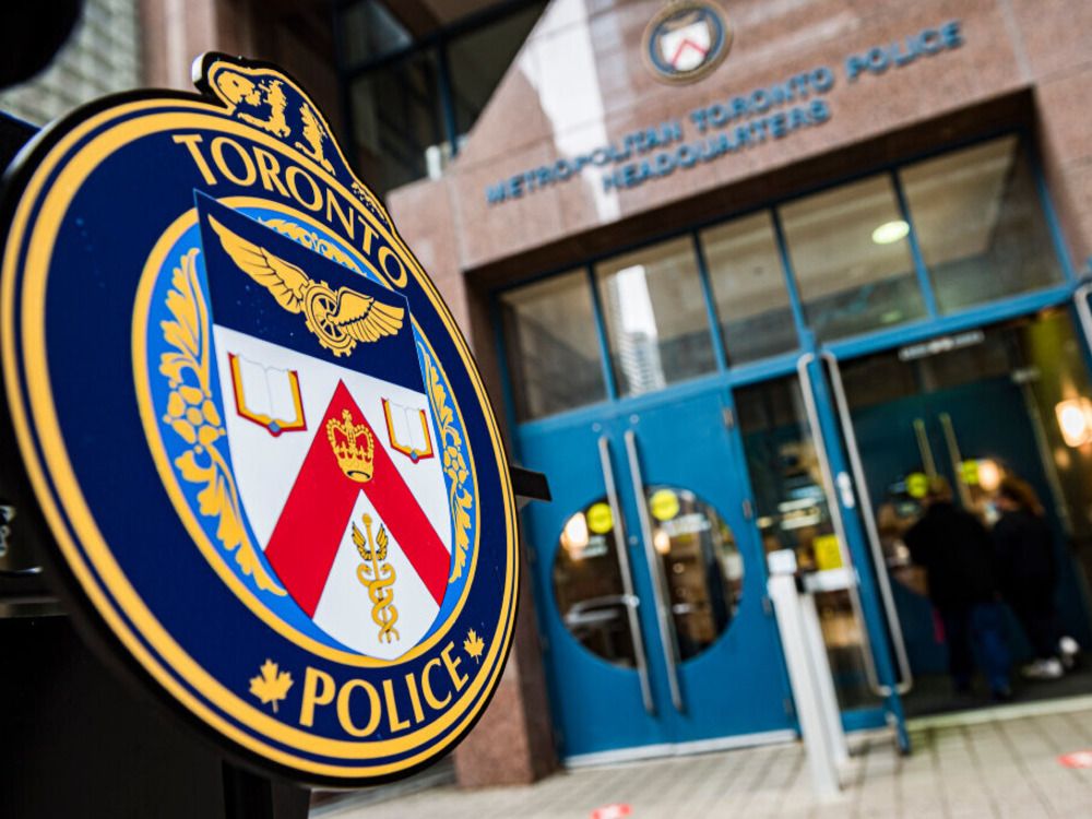 Man who pushed woman on Toronto sidewalk now facing manslaughter after she dies
