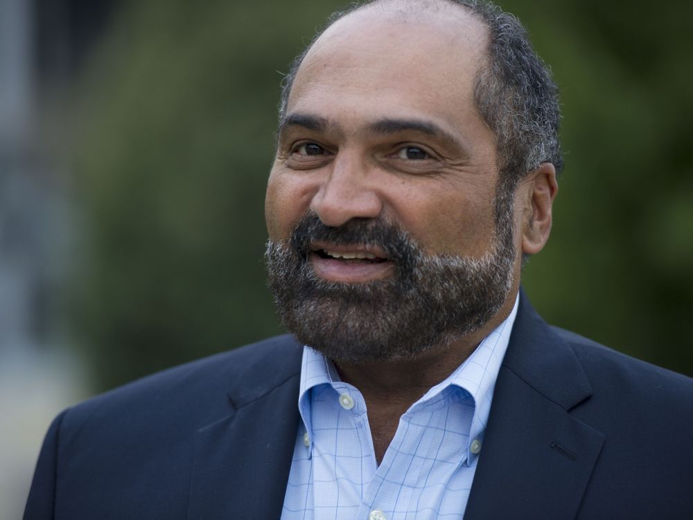 A Football Life': Pittsburgh Steelers Pro Football Hall of Fame running  back Franco Harris talks 'The Immaculate Reception' with Oakland Raiders  linebacker Phil Villapiano