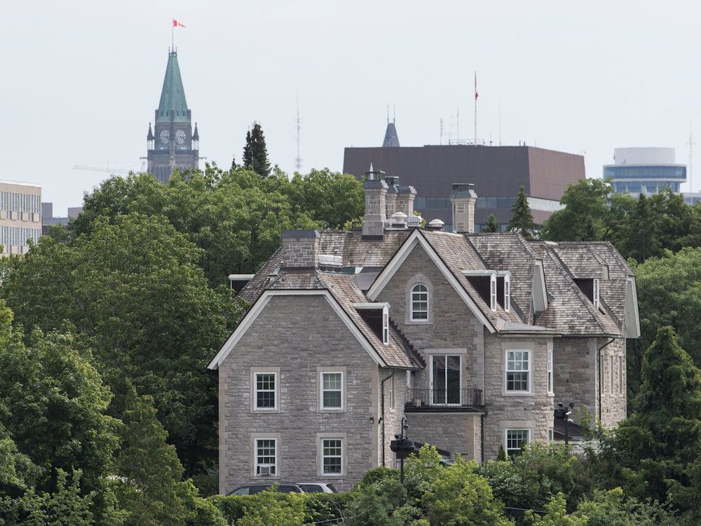 FIRST READING: Renovation costs for 24 Sussex don’t even attempt to make sense