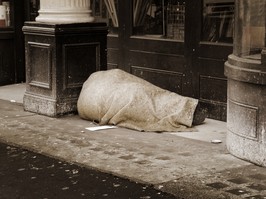 Toronto's homeless need full-time warming centres, advocates say