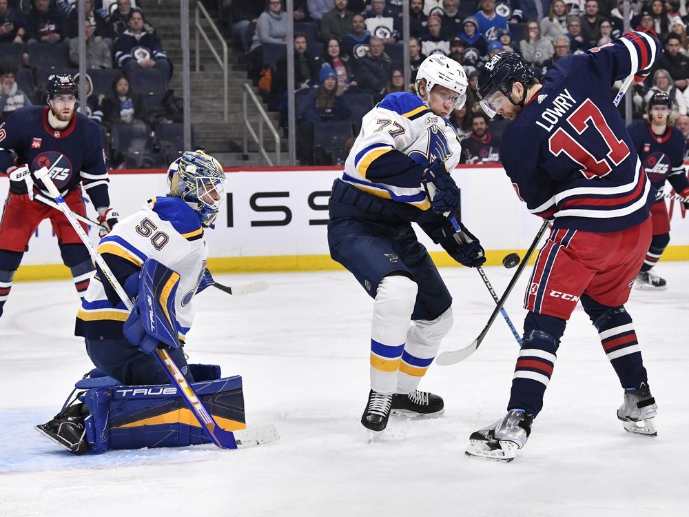 Jets rally in third to sting struggling Blues 4-2