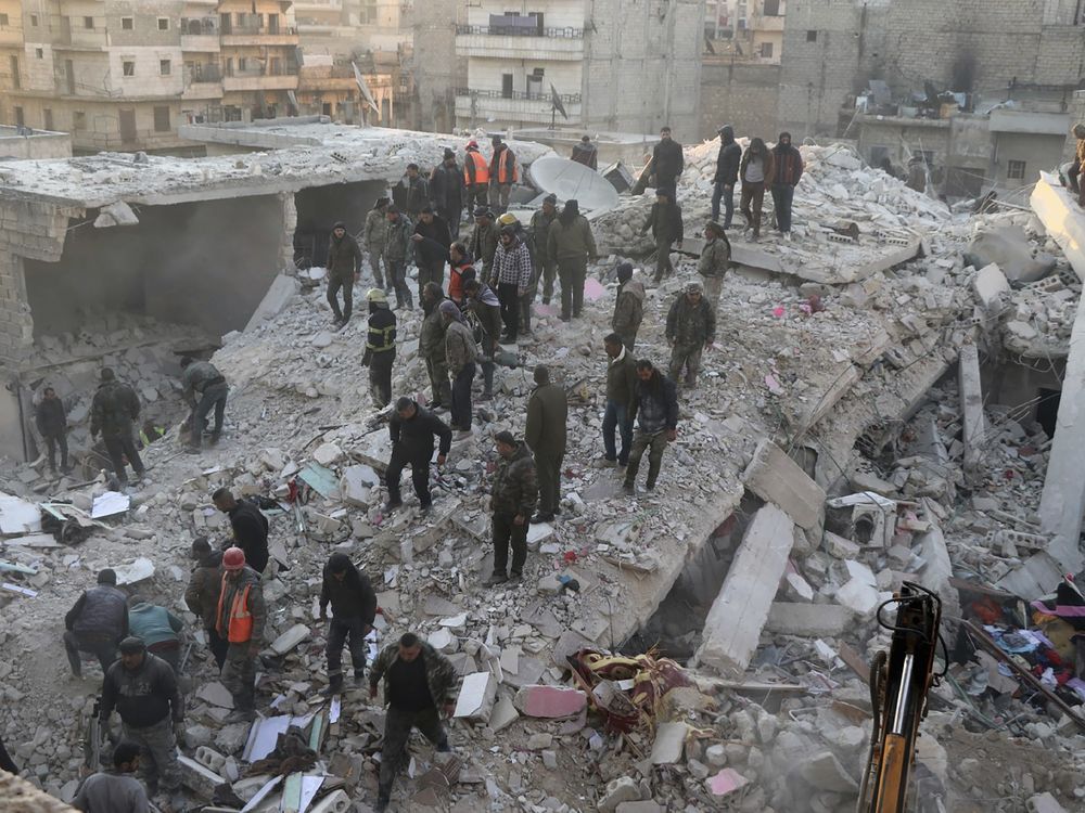 Building collapse in Syrian city of Aleppo leaves 16 dead