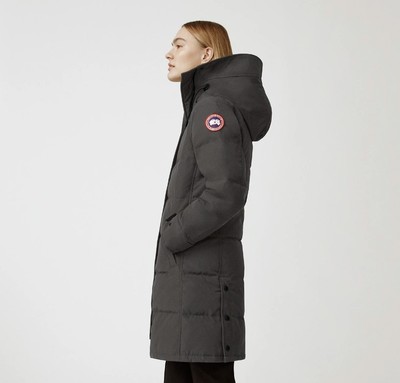 Canada Goose Shelburne Review, Kelly in the City