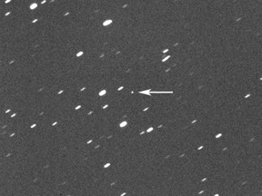Asteroid 2023 DZ2, indicated by arrow at center, about 1.8 million km away from the Earth on March 22, 2023.
