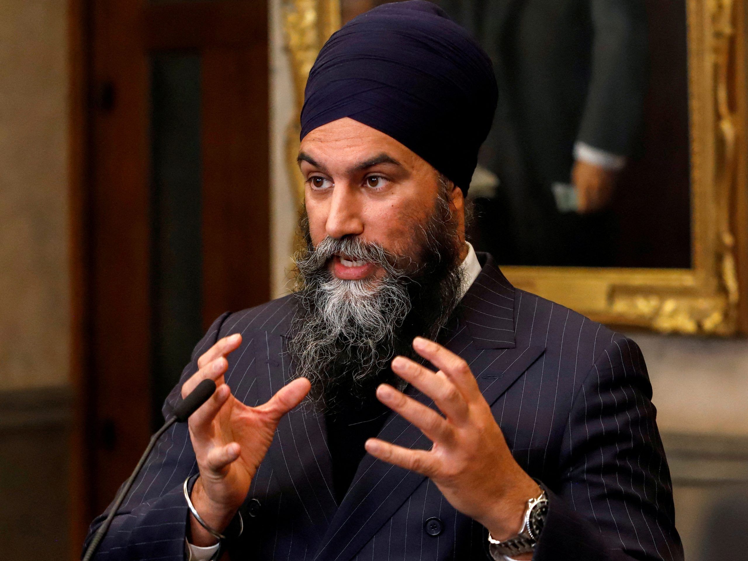 jagmeet-singh-s-plan-to-seize-the-raises-of-ceos-he-doesn-t-like