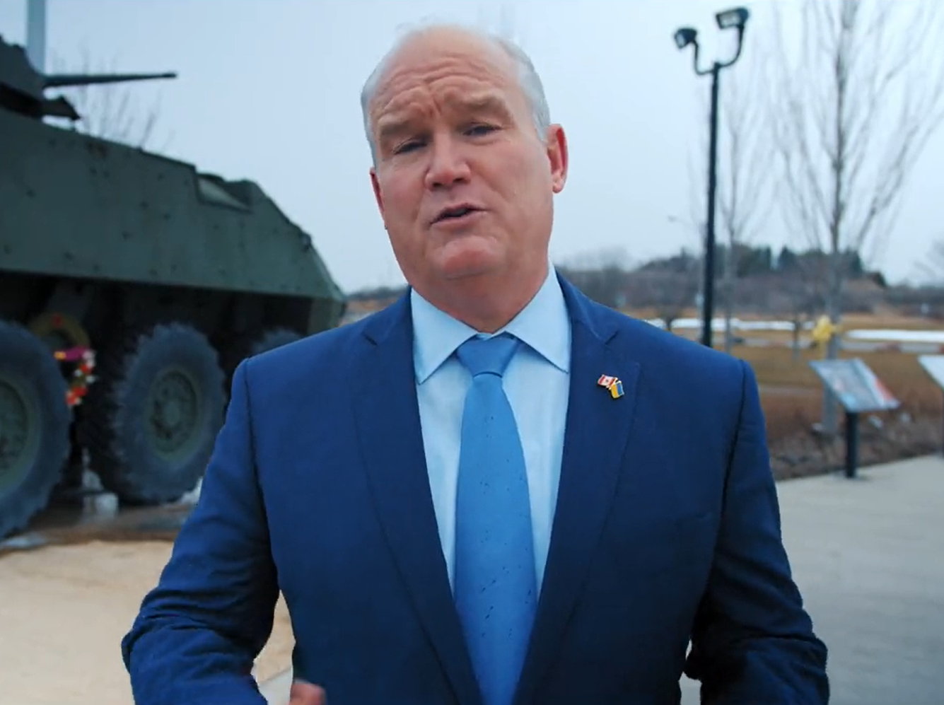 Less than two years after he was surrounded by advisors telling him that he was a shoo-in win the 2021 election and would become the 24th prime minister of Canada, former Conservative Leader Erin O’Toole released this video on Friday announcing that he is leaving politics. O’Toole said he’s “very, very lucky” he’ll be able to spend more time with his family.