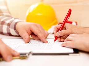 Signing a written contract with a renovator helps clarify responsibilities and expectations and protects both the homeowner and the renovator.