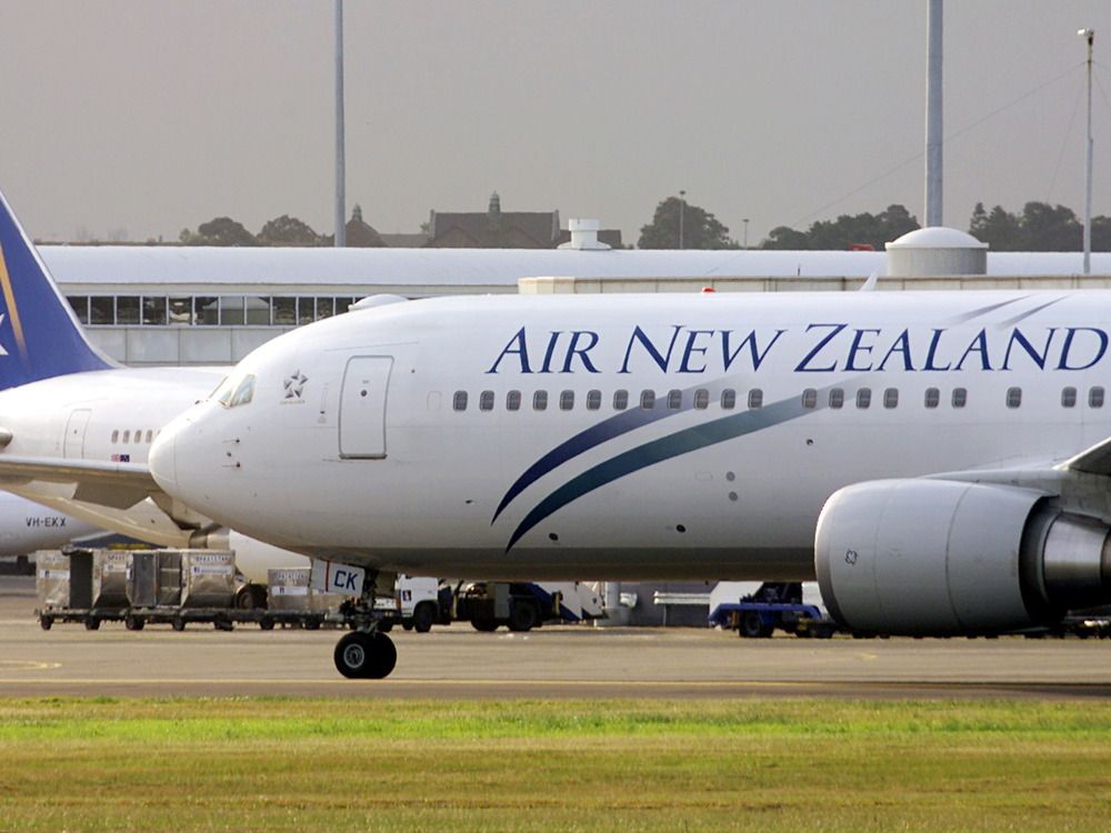 Air New Zealand to weigh passengers before they board a plane