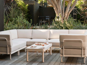 Relay sofa
