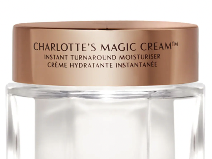  Charlotte Tilbury Magic Cream Moisturizer with Hyaluronic Acid.