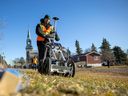 Les Premières Nations de Star Blanket ont commencé une recherche par radar pénétrant dans le sol sur le terrain de l'ancien pensionnat indien le lundi 8 novembre 2021 à Lebret, en Saskatchewan.