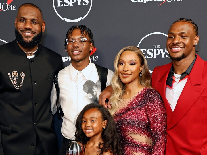  (L-R) LeBron James, Bryce James, Zhuri James, Savannah James, and Bronny James attend The 2023 ESPY Awards at Dolby Theatre on July 12, 2023 in Hollywood, California.