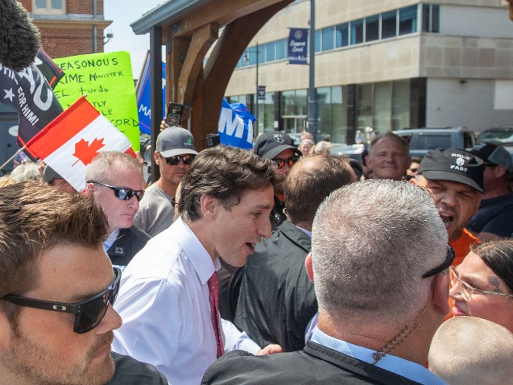 Trudeau Motorcade Swarmed By Protesters In Belleville, Causing PM To ...