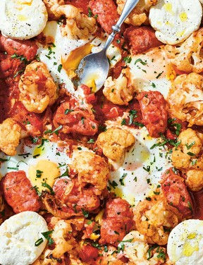 Sausage and cauliflower with eggs and ġbejniet