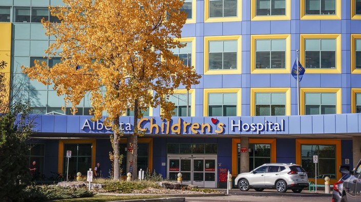 10/3 podcast: E. coli linked to daycares sickens hundreds in Alberta