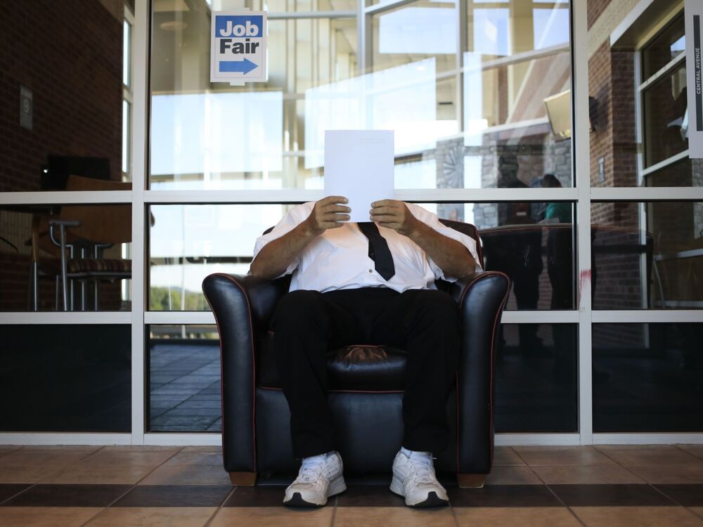 Job seekers may be facing more difficulty finding work, Statistics Canada says.