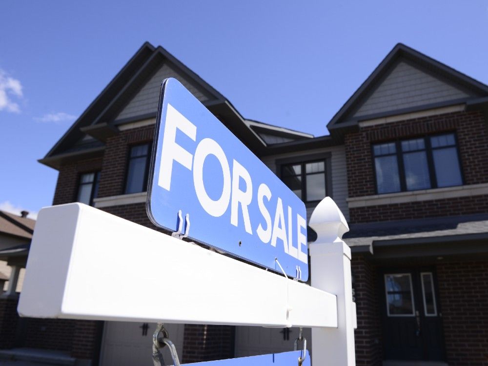 Rising number of Canadians struggling to make monthly mortgage payment: survey