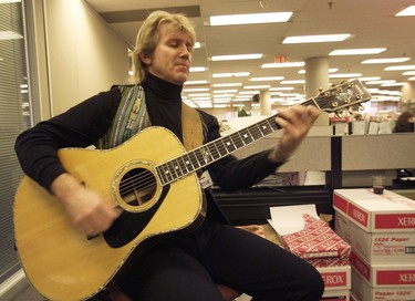 Guitarist Rik Emmett at National Post.