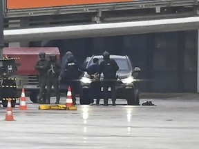 Hamburg airport hostage