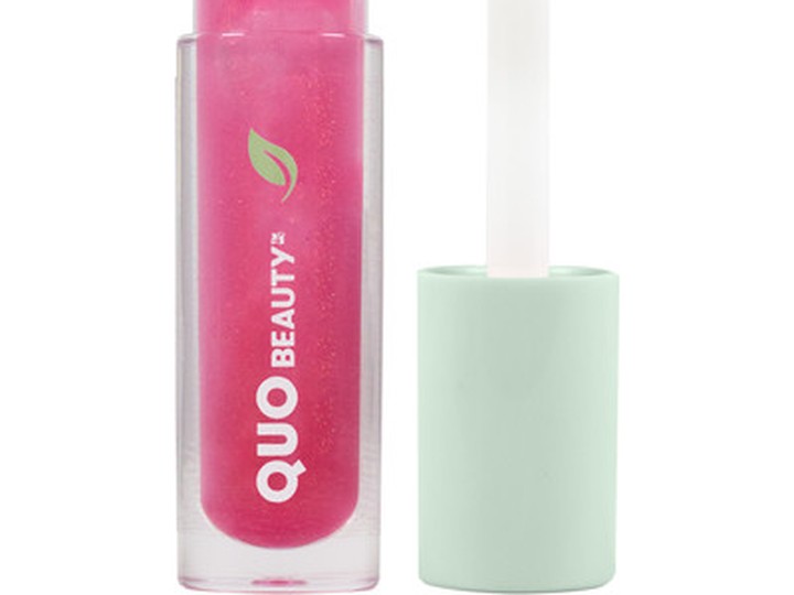  The Quo Beauty Shimmer Lip Oil.