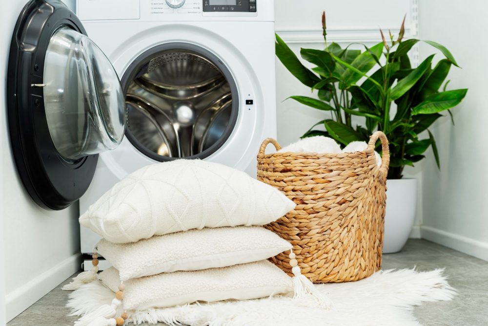 NextImg:How to wash your pillows
