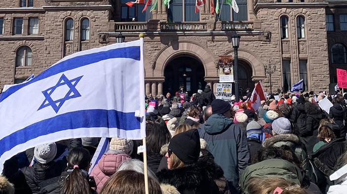 Hundreds rally at Queen's Park in solidarity with Jewish community