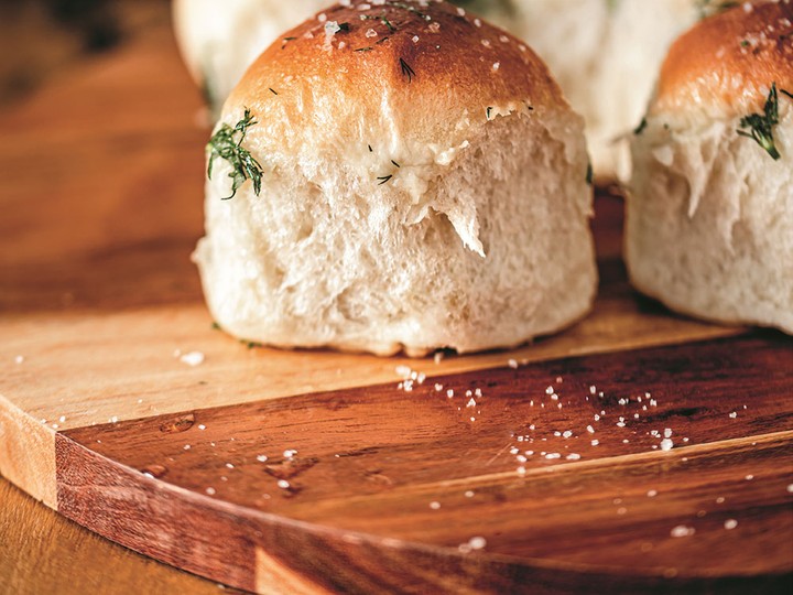  “As my mom would say, these savoury rolls are like a hug from a Ukrainian grandma: pillowy, soft and comforting,” Murielle Banackissa writes of pampushki, Ukrainian garlic rolls.