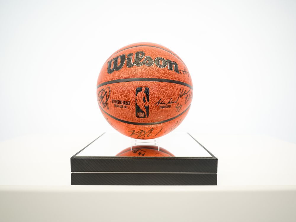 NextImg:Basketball autographed by 19 Canadian NBA players up for grabs in online contest
