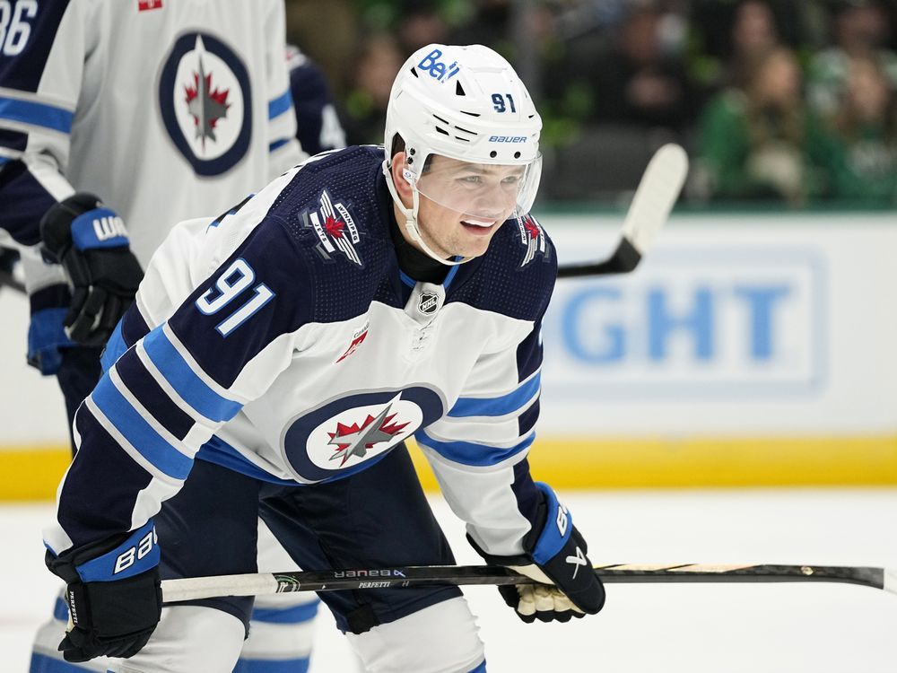 NextImg:Winnipeg Jets shake up lineup for must-win game against Colorado Avalanche