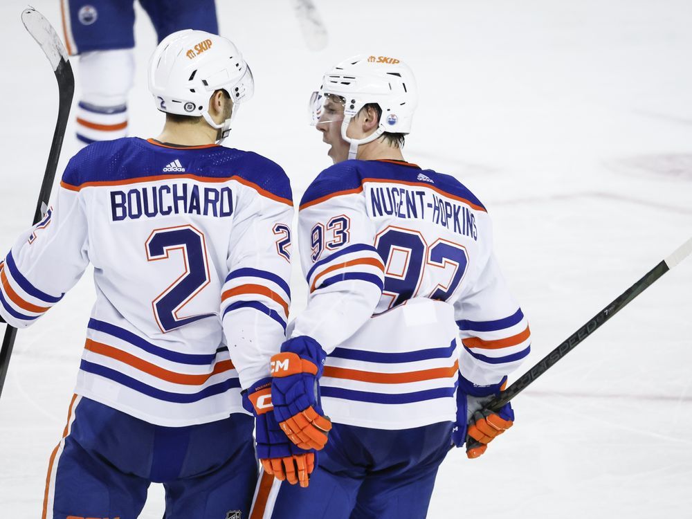 NextImg:Oilers keep rolling with 4-2 victory over reeling Flames