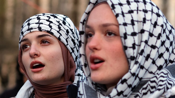Dear Diary: Inside the thoughts of a keffiyeh