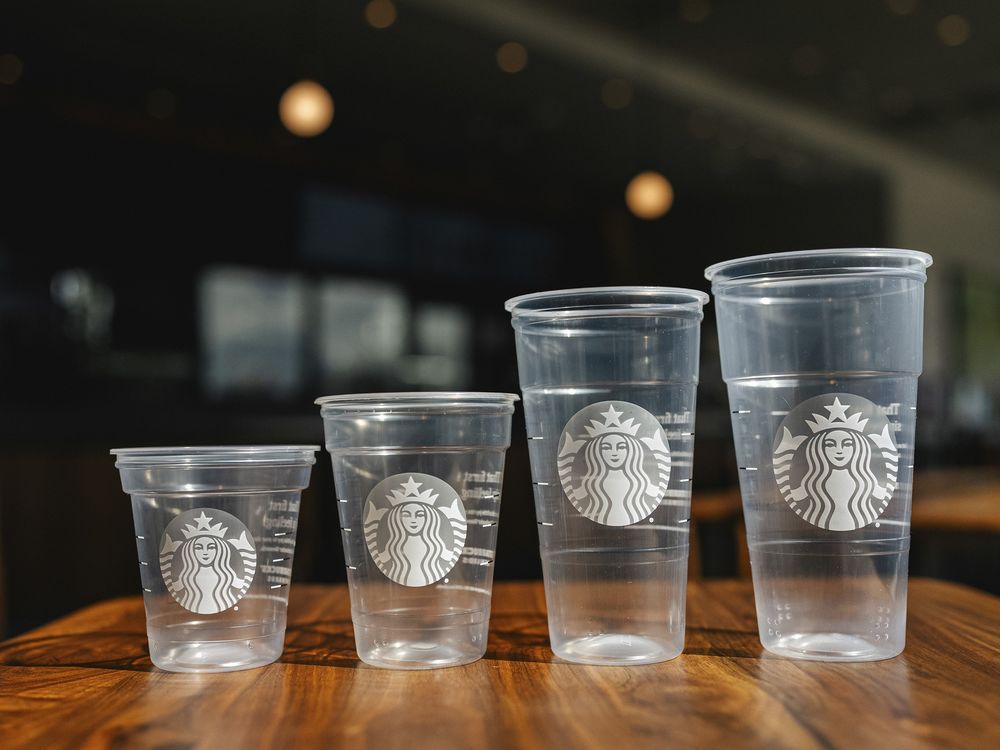 NextImg:Starbucks is introducing a cold drink cup made with less plastic