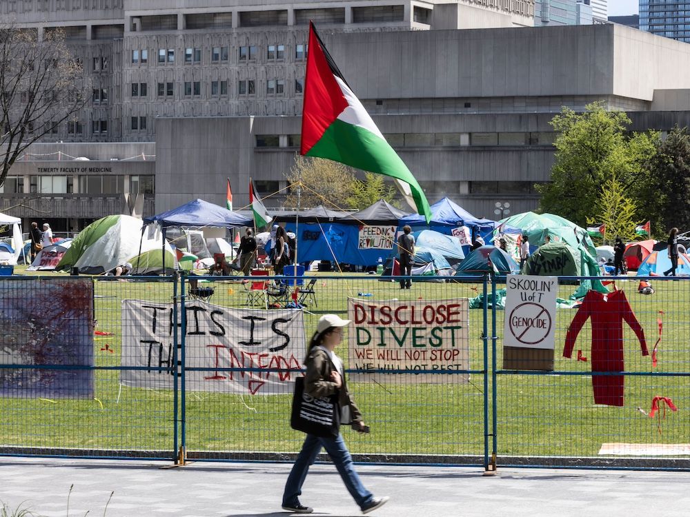 https://smartcdn.gprod.postmedia.digital/nationalpost/wp-content/uploads/2024/05/PJT-UofT-Tent-Encampment-22-2.jpg?quality=90&strip=all&w=1128&h=846&type=webp&sig=32O4n0J5mH1pWJiZGDOX6g