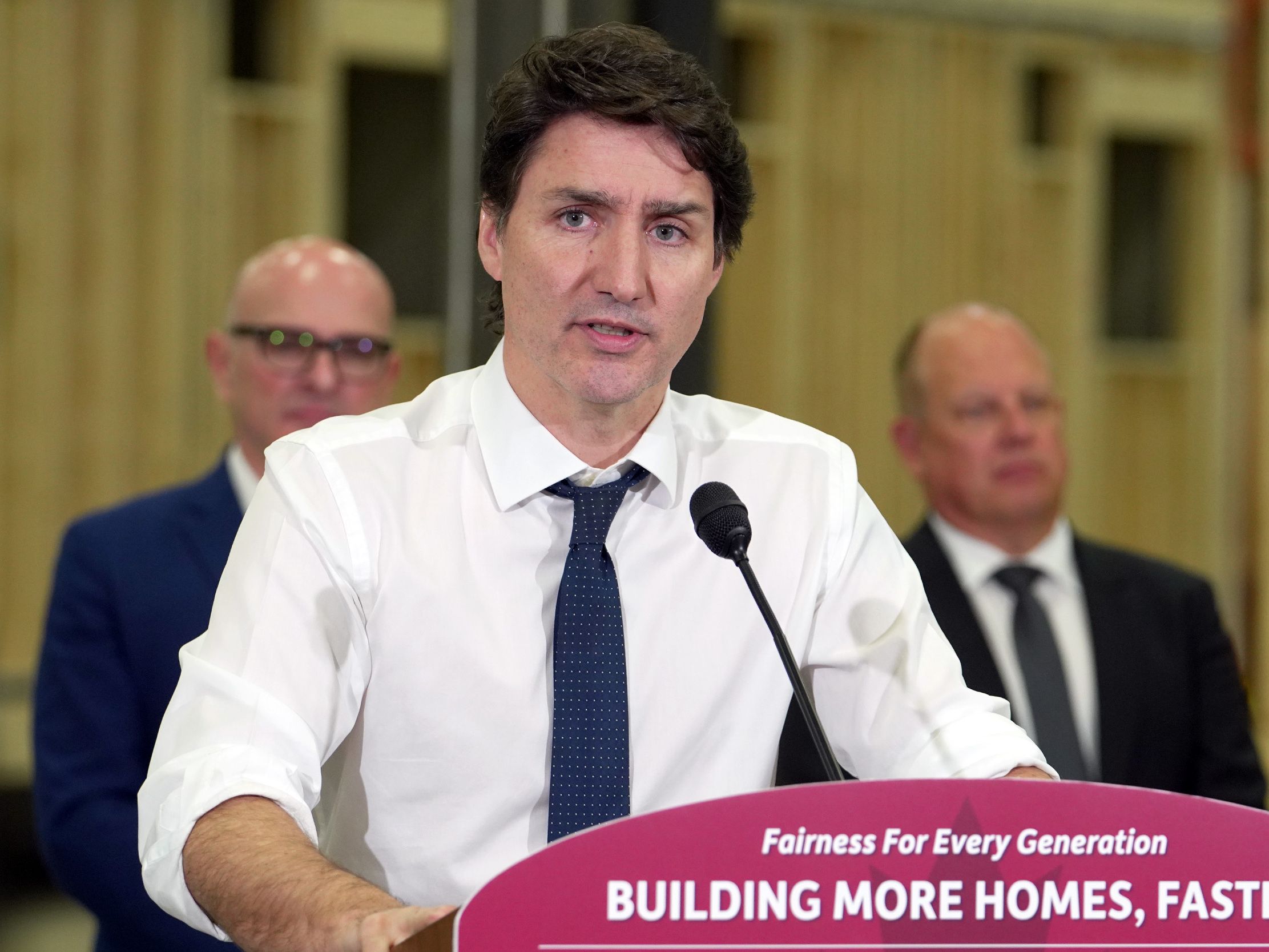 NextImg:Michael Higgins: The Liberals’ secretive pension bonanza all too typical