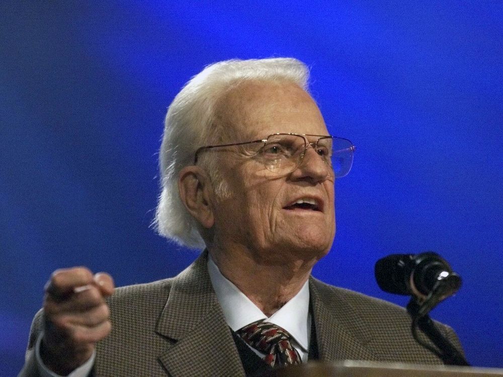 NextImg:The Rev. Billy Graham is immortalized temporally with statue at US Capitol