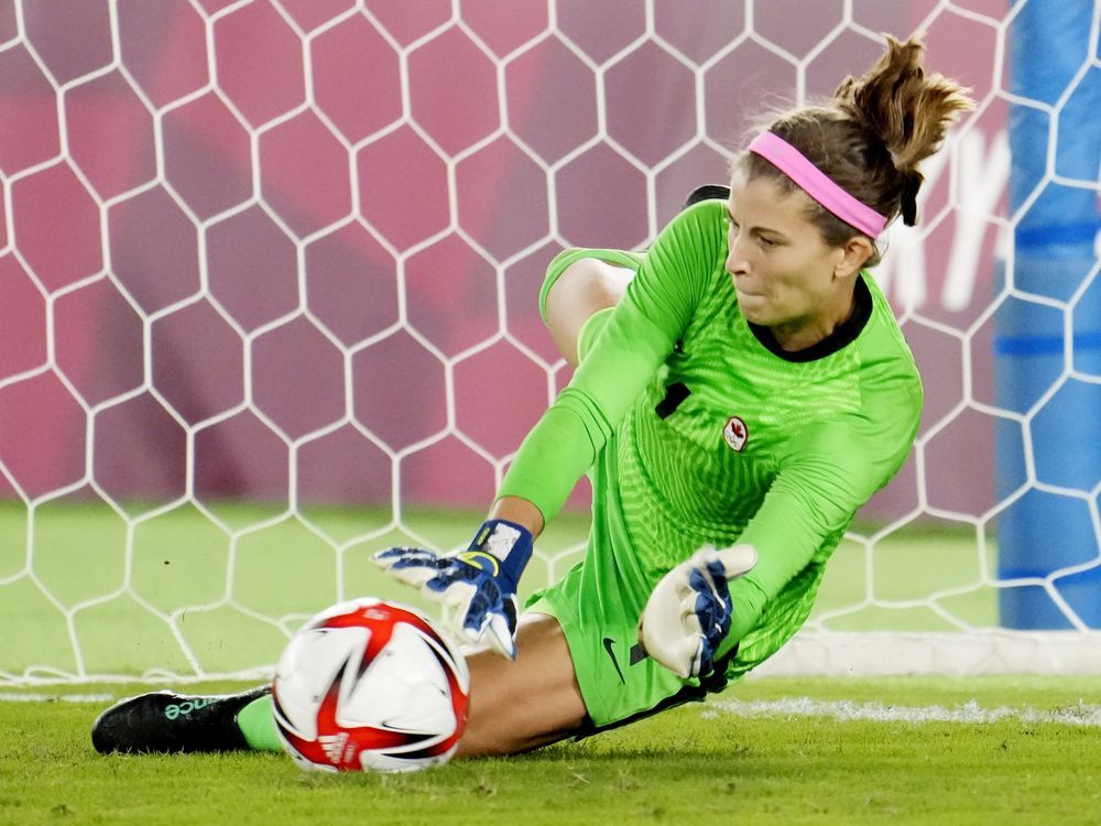 NextImg:Canadian goalkeeper Stephanie Labbe gets vulnerable in new documentary