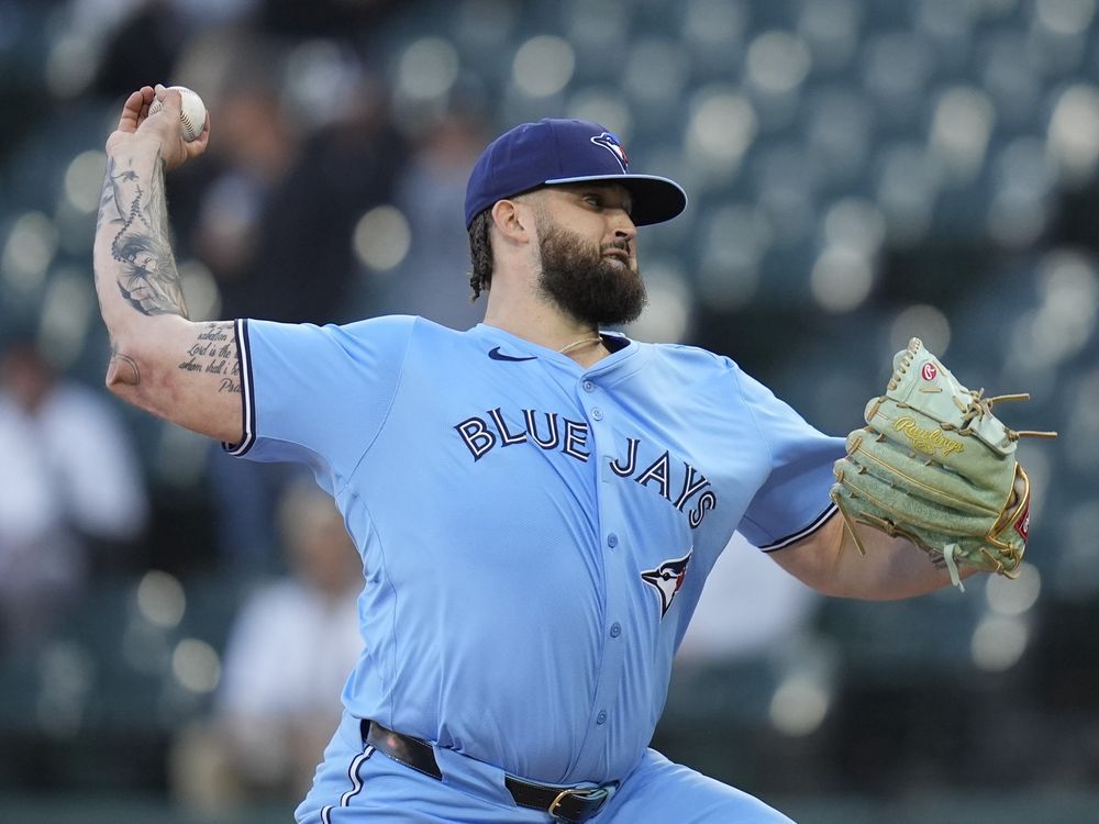 NextImg:Blue Jays starter Alek Manoah placed on 15-day injured list with right elbow sprain