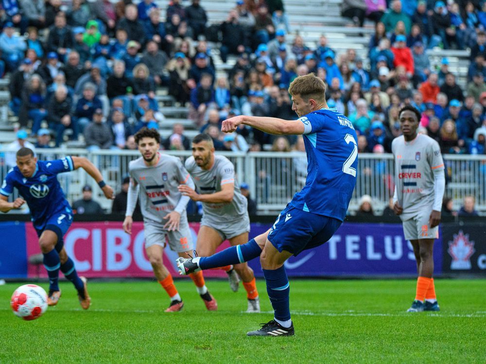 NextImg:Quebec semi-pro side CS Saint-Laurent upsets Halifax in Canadian Championship play