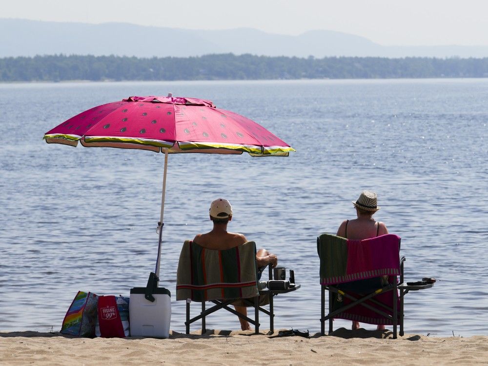 NextImg:Dangerously high temperatures are coming to much of Ontario: Environment Canada