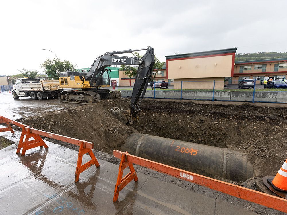 NextImg:10/3 podcast: Calgary has been under severe water restrictions for weeks after main pipe breaks