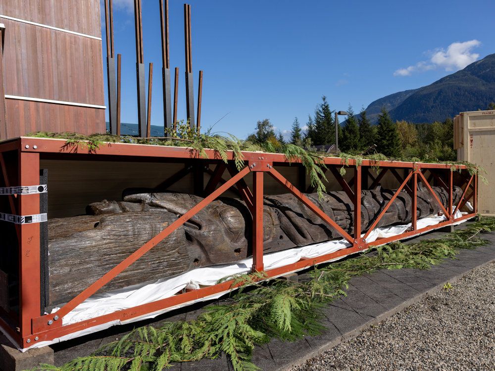 NextImg:FIRST READING: The stuff in European museums that Canada wants back