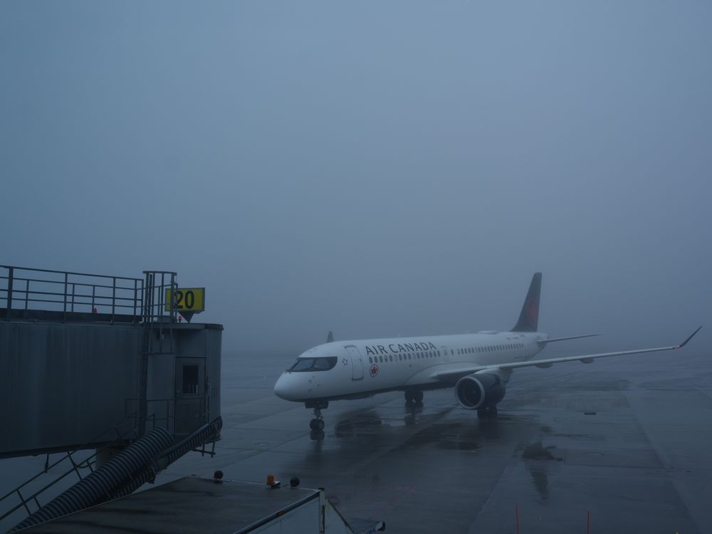 NextImg:Air Canada pilots union say parties are far apart in talks