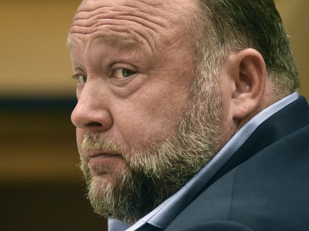 NextImg:Sandy Hook families ask bankruptcy judge to liquidate Alex Jones' media company